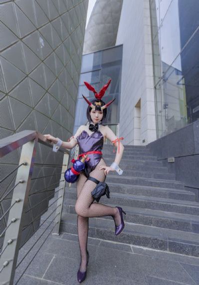 年轻性感的妈妈在线观看